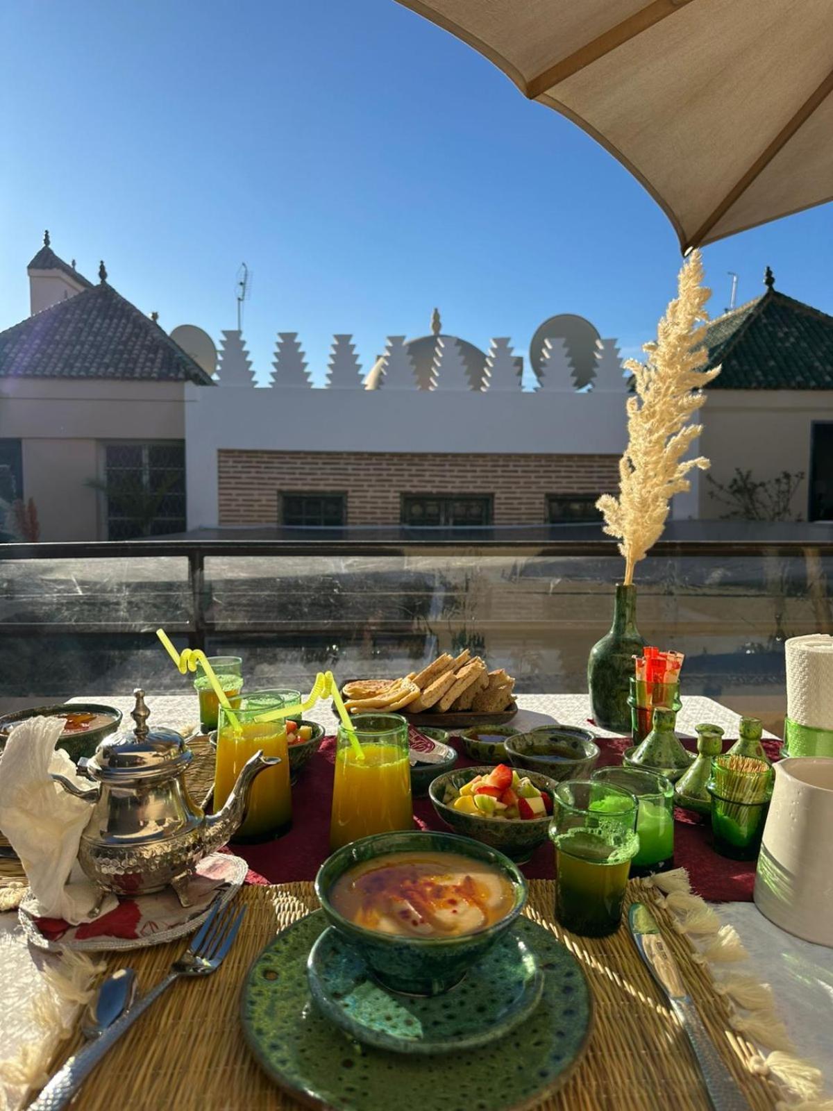 Dar Sydney Bed & Breakfast Маракеш Екстериор снимка