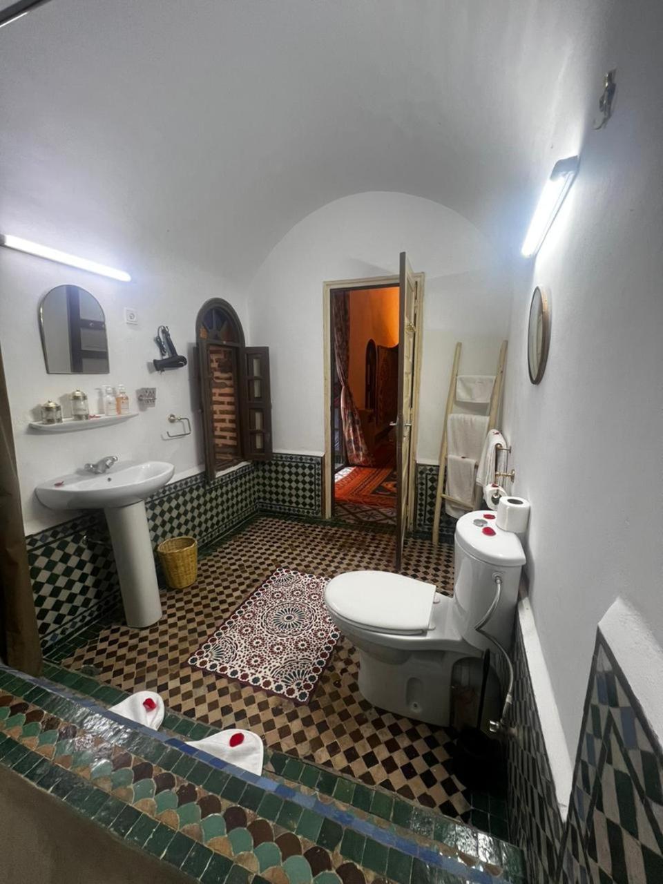 Dar Sydney Bed & Breakfast Маракеш Екстериор снимка
