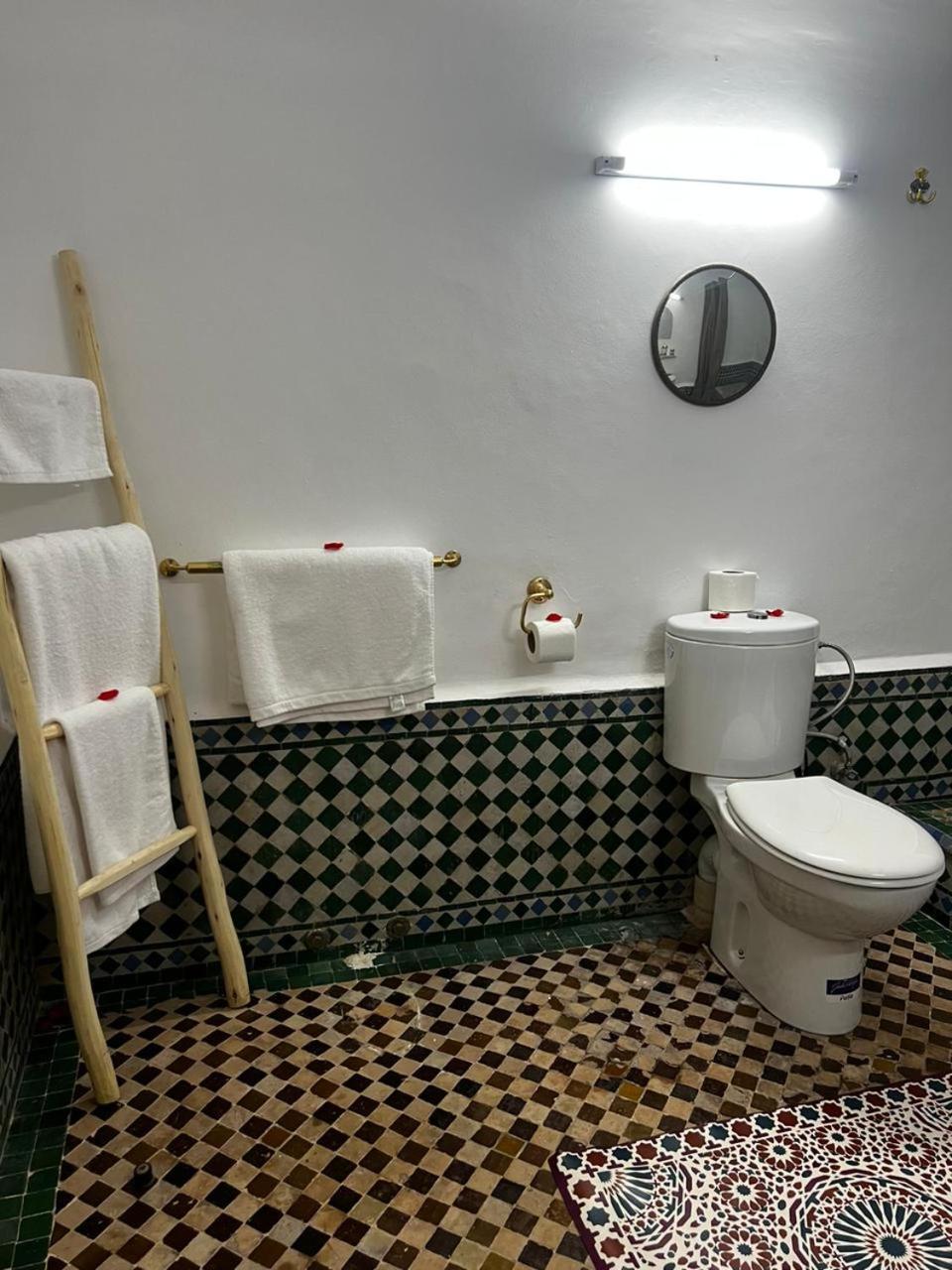 Dar Sydney Bed & Breakfast Маракеш Екстериор снимка