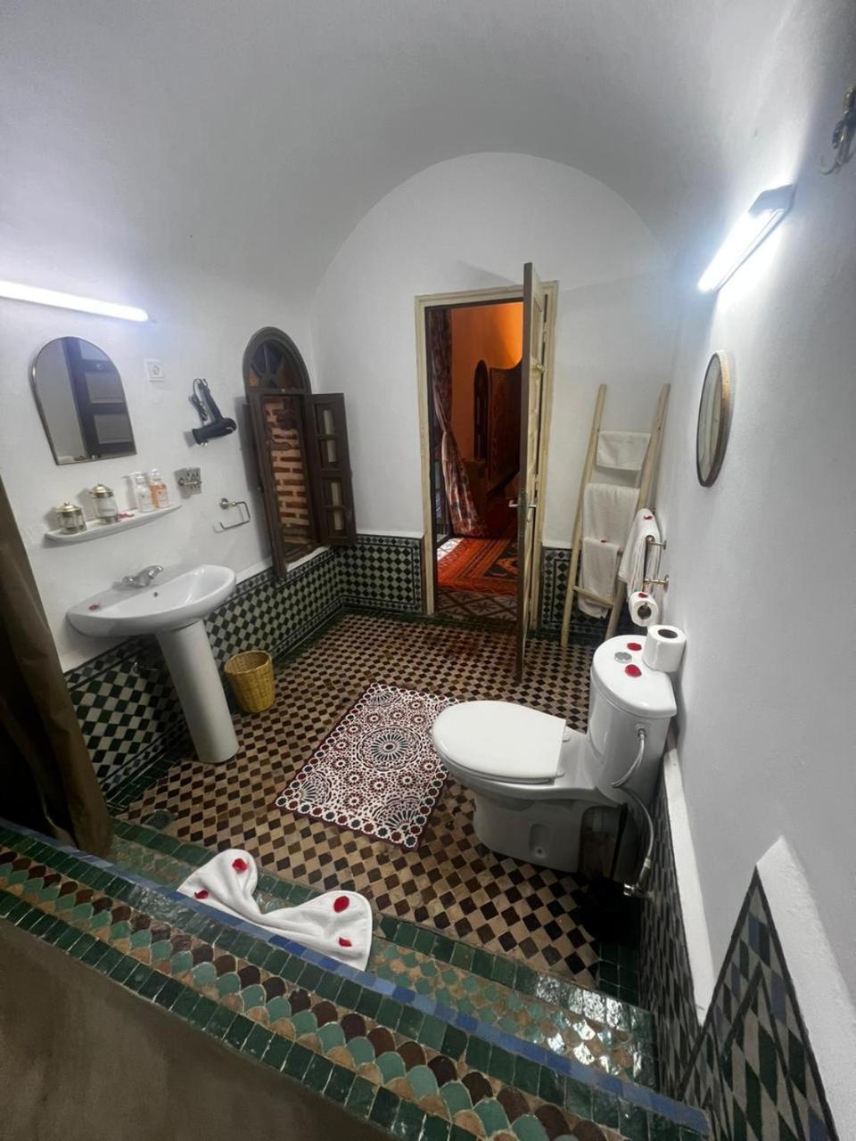 Dar Sydney Bed & Breakfast Маракеш Екстериор снимка
