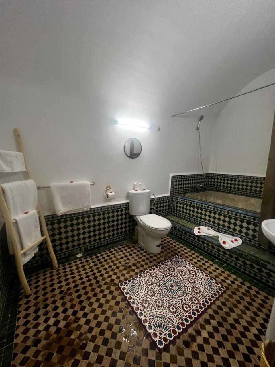 Dar Sydney Bed & Breakfast Маракеш Екстериор снимка